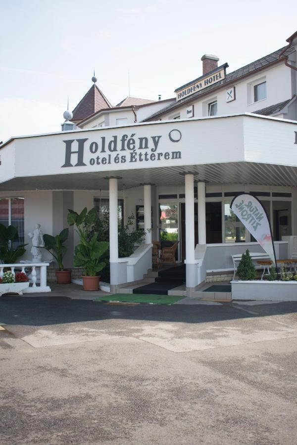 Holdfeny Hotel Forro Bagian luar foto