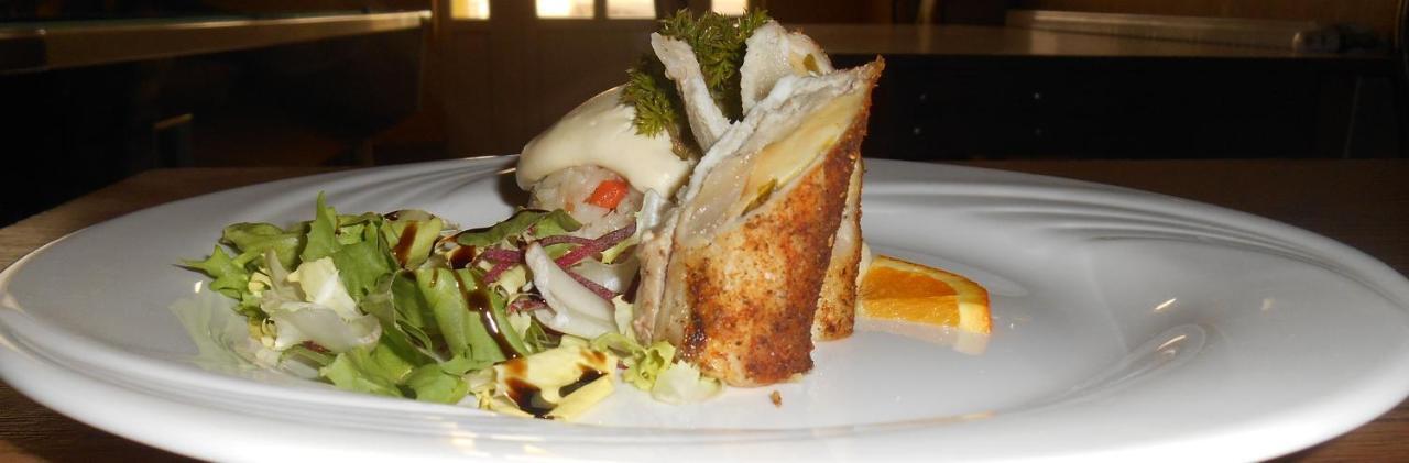 Holdfeny Hotel Forro Bagian luar foto